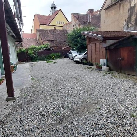 Apartament Zenaida ซีบิว ภายนอก รูปภาพ